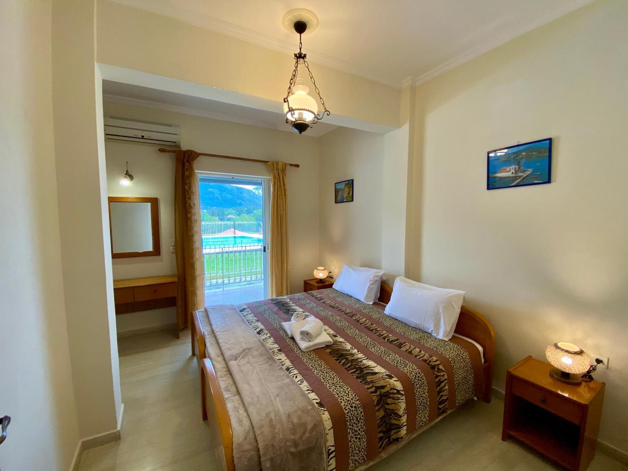 Thomas Apartments Dassia  Dış mekan fotoğraf